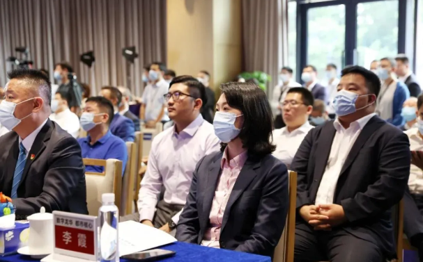 云里物里助力龍華區“專精特新”數字經濟人才發展聯盟,合力共筑龍華區“人才高地”!