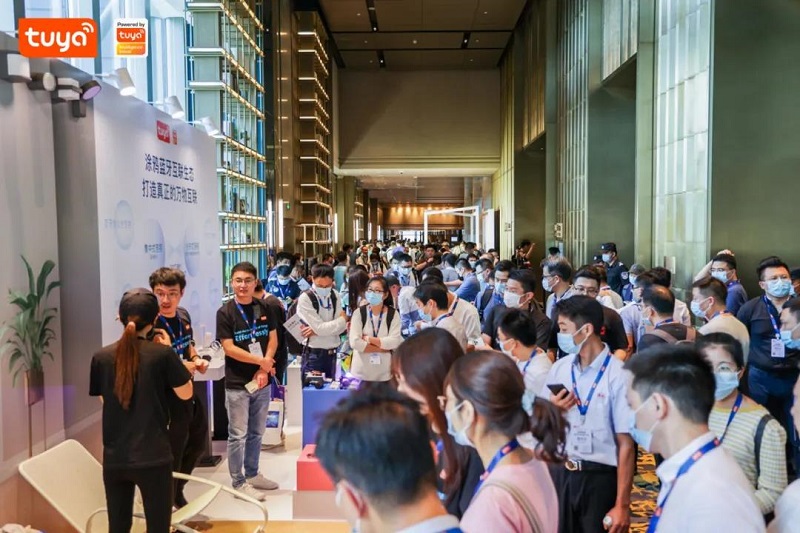 云里物里受邀出席涂鴉智能藍(lán)牙開(kāi)發(fā)者大會(huì),共話(huà)藍(lán)牙領(lǐng)域全場(chǎng)景拓展